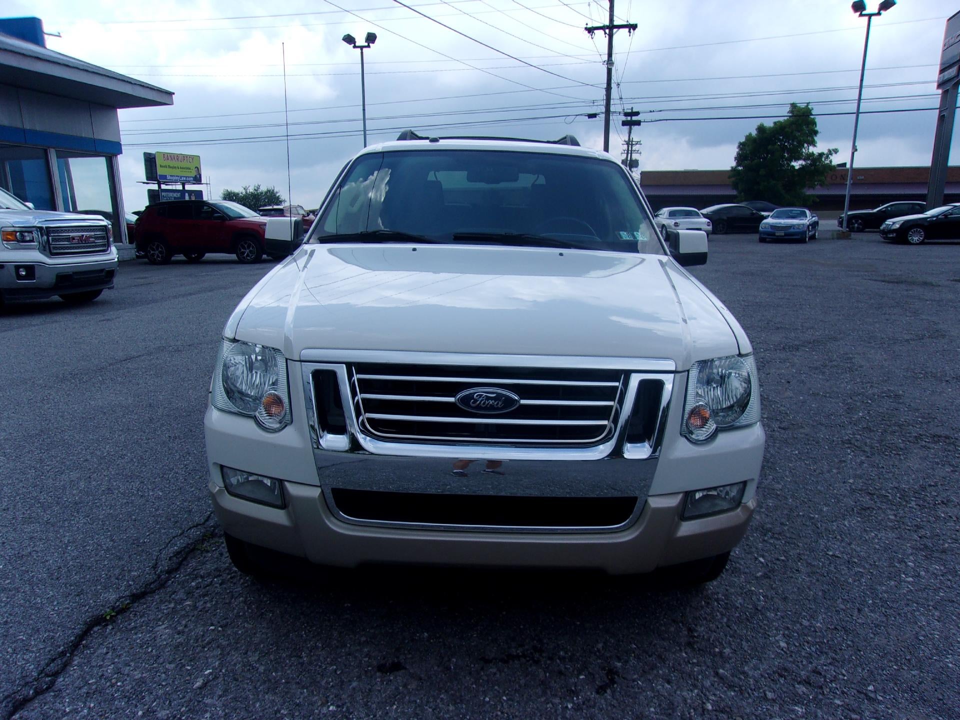 2008 Ford Explorer 4WD 4dr V6 Eddie Bauer in White Suede Metallic — front three-quarter view
