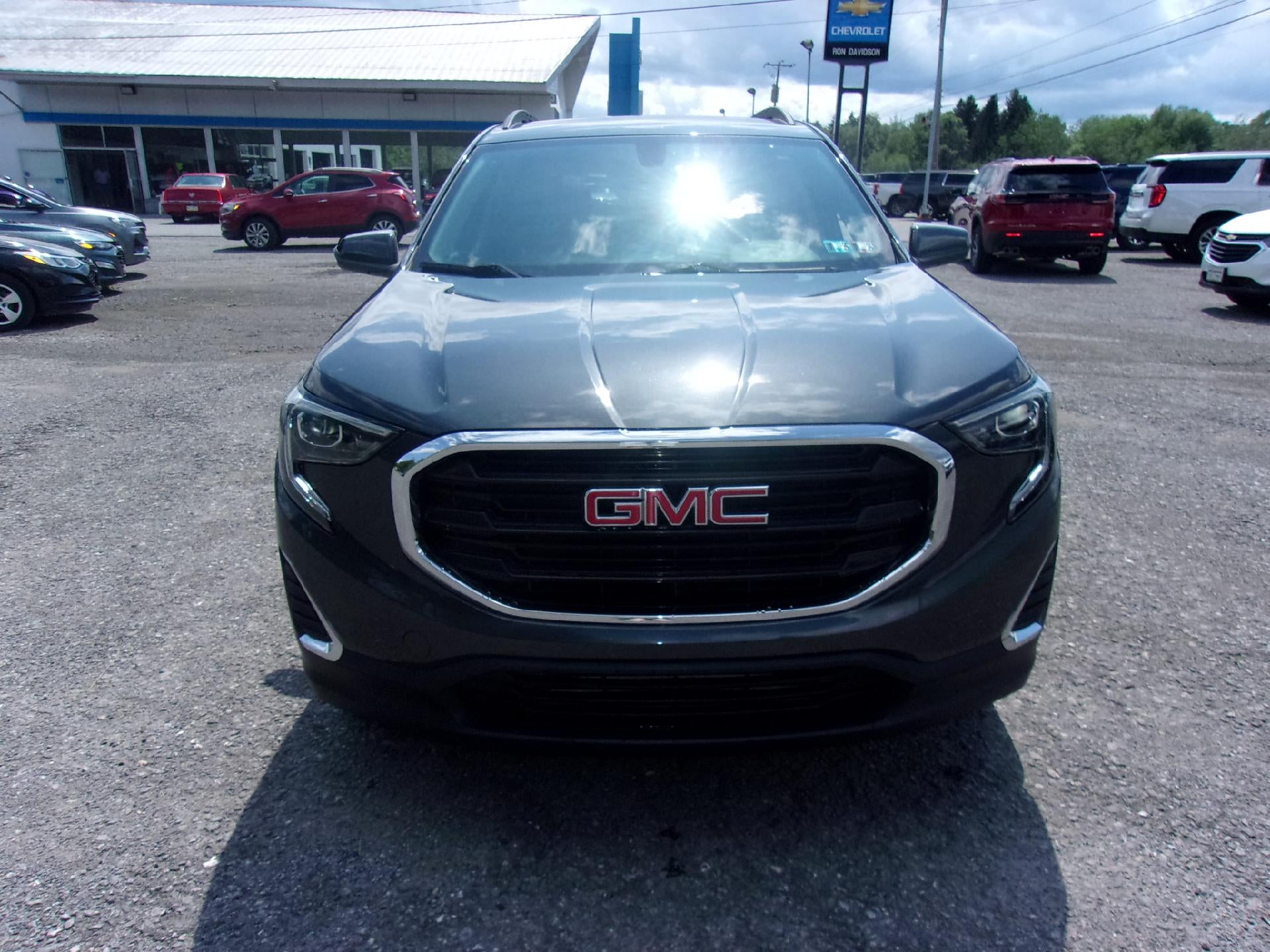 2018 GMC Terrain AWD SLE in Graphite Gray Metallic — front three-quarter view